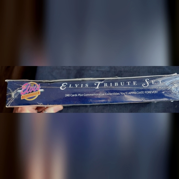 1993 ELVIS PRESLEY TRIBUTE CARD SET BOX #1 of 5, 20 PACKS/240 CARDS +MORE - Picture 3 of 6